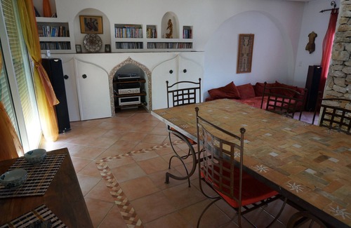 Allauch Villa | SUPERB VILLA WITH COMMANDING VIEW