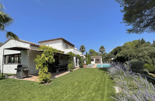 Biot House | Superb villa with heated pool and magnificent view of the Brague park