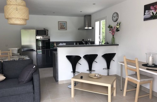 Nyons House | Superb villa with swimming pool in Nyons CLIM 3 CH close to all amenities.