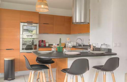 Margnolles - Rhone Apartment | Superbe 2 pièces terrasse à 400 m du métro