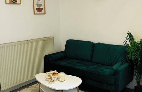 Bois Guillaume Apartment | Superbe Appartement Avec Toit Térasse, Idéal Pour Pour les Familles