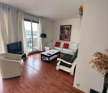 Billancourt–Rives de Seine Apartment | Superbe appartement vue sur la Seine situé à Boulogne-Billancourt