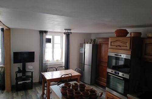 La Charite-sur-Loire Apartment | Superbe appartement F3 situé au centre ville