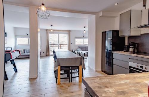 Mont-de-Lans Apartment | Superbe appart avec sauna, au pied du télésiège, WiFi, babyfoot