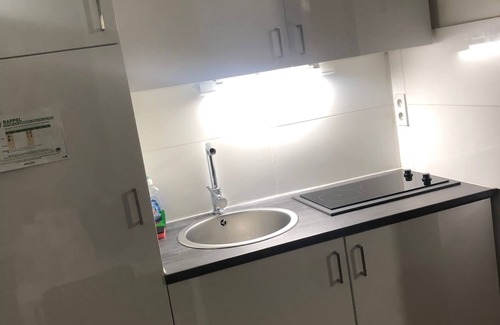 Anneessens Apartment | Superbe Appartement Haut Plafond Lumineux Central