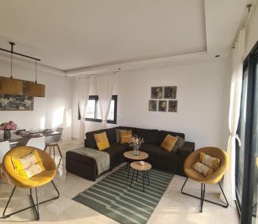 Ain Harrouda Apartment | Superbe duplex avec vue mer