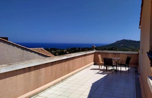 Cap Esterel Apartment | Superbe Duplex Cap Esterel VUE MER
