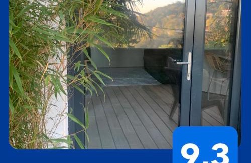 Couzon-au-Mont-d'Or House | Superbe studio tendance et zen proche de Lyon