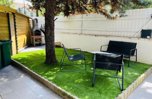 Bagneux Apartment | Superbe studio avec entrée et jardin privés à moins de 15 minutes de Paris