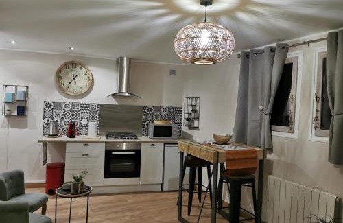 Nouan-le-Fuzelier Apartment | Superbe studio cocooning au cœur de la Sologne.