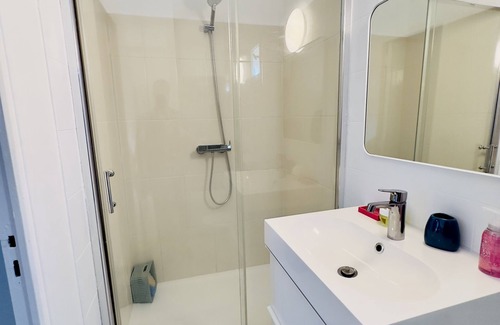 Champs-sur-Marne Apartment | Superbe Studio Proche Disney