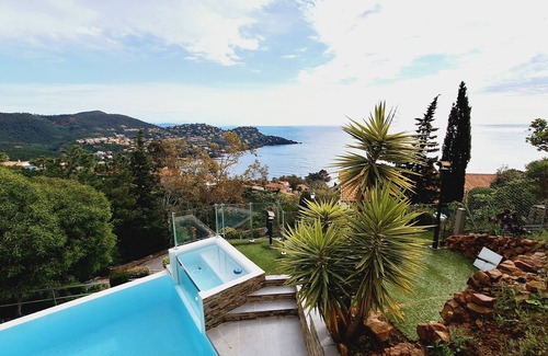 Espero-Pax Villa | Superbe Villa 4 Chambres - 10 Personnes - Piscine vue Panoramique Méditerranée