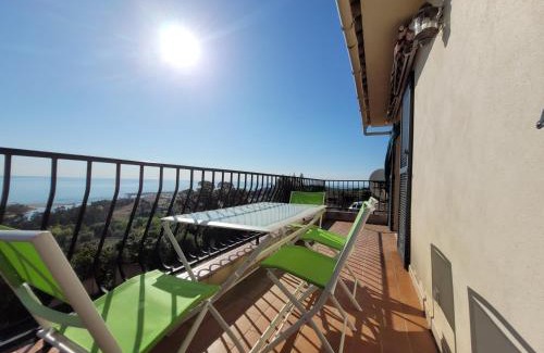 Sari-Solenzara Villa | Superbe Villa, incroyable vue mer, avec piscine privative à Solenzara