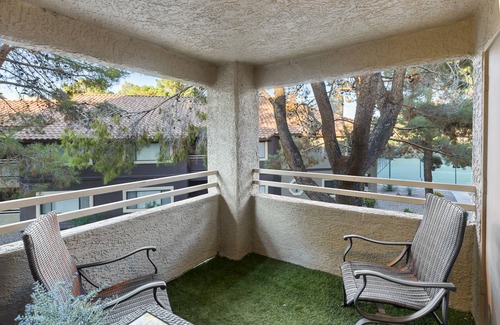 Spring Valley Apartment | Superhost 5 Star ⭐ Service Spacious 2 Bedrooms