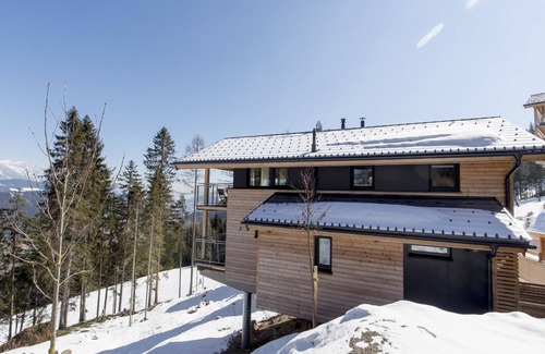 Pichl-Preunegg House | Superior #10 Sauna u.Sprudelwanne innen by Interhome