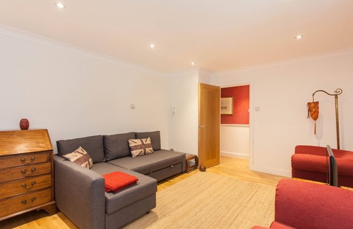 Queenhithe Apartment | SUPERIOR 2 BEDROOM 2 BATH APARTMENT free Wifi ST PAUL'S lux condo Zone1 Sleeps 6