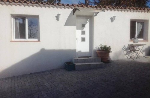 Saint-Raphael Apartment | Superior 3-room villa