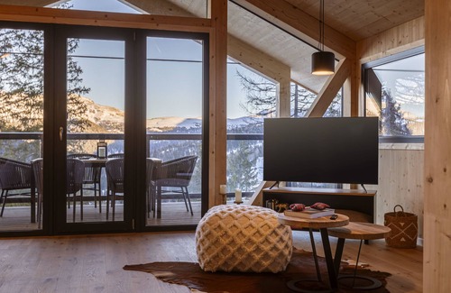 Turracher Hohe House | Superior # 6 mit Sauna & Hot Tub by Interhome