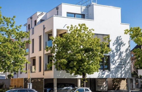 Singen Apartment | Superior apartment, 60-65 sqm, 1 bedroom, loggia, max. 5 persons