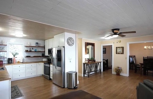 Mohawk Cabin | Superior Attitude- Pet-Friendly, 4BR Lake Superior Getaway