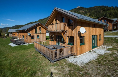 Hohentauern Ski Chalet | Superior Chalet # 11 with IR-Sauna & whirlpool bath