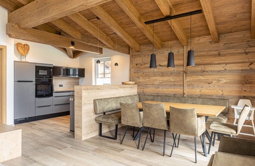 Uttendorf Ski Chalet | Superior chalet # 2B with sauna