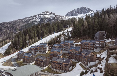 Sonnenalpe Nassfeld House | Superior chalet with 2 bedrooms and sauna