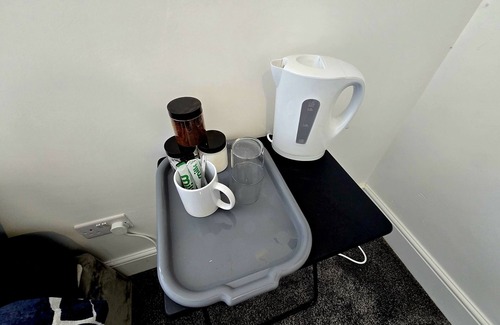 Brierfield Apartment | Superior Double Room Ensuite with Shower Room 6