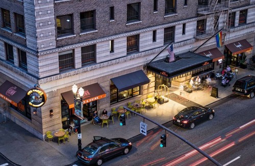 Downtown Portland Apartment | Superior King | Global Fusion + Tailored Luxury