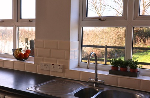 Bridgwater Apartment | Superior One bed Lakeside apartment