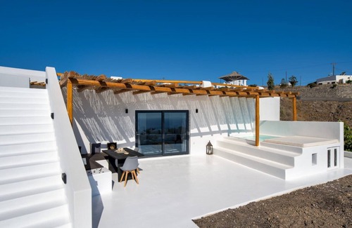 Imerovigli Villa | Superior Santorini Villa | 1 Bedroom | Villa Thea | Private Heated Jacuzzi &.