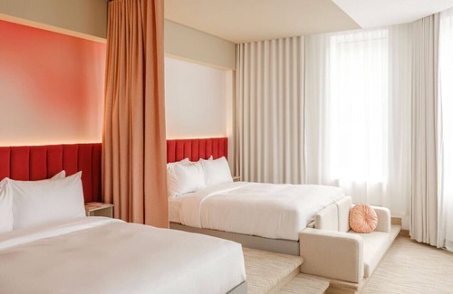 Saint-Roch Hotel | Superior Suite 2 - Rose Hôtel Invisible