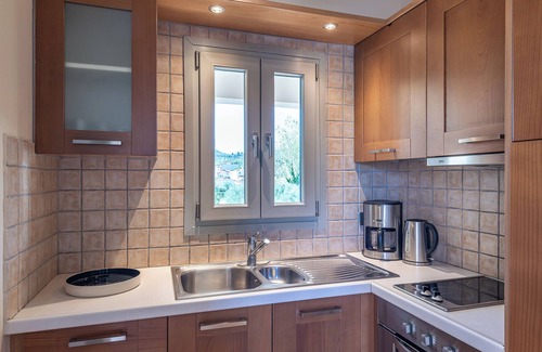 Longos Apartment | Superior Suites Afrodite & Artemis & Nafsika (50m²) 2-4 persons