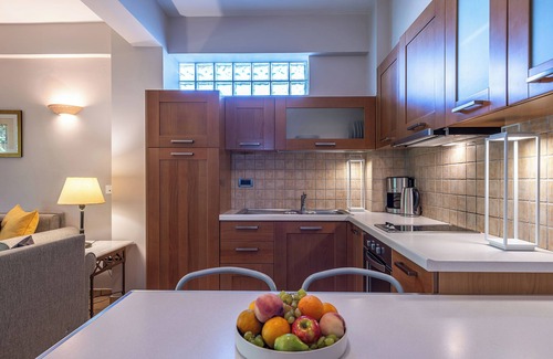 Longos Apartment | Superior Suites Afrodite & Artemis & Nafsika (50m²) 2-4 persons