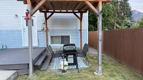 Golden Bed & Breakfast | Supinder's Rentals