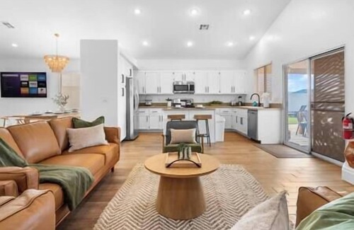 North Las Vegas House | Supreme 5BDR Oasis w/Pool,Pickle Ball,Golf & More!