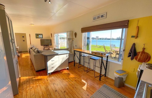 Pataua House | Supreme Beachfront House