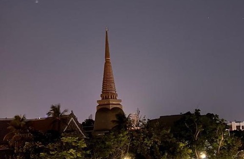 Talat Yot Apartment | Suraya Bangkok