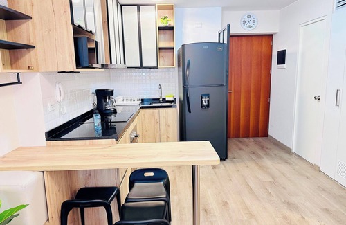 Santiago de Surco Apartment | Surco Polo Suites. ¡Frente a CC El Polo, a 2 cdras. de la embajada USA,con wifi