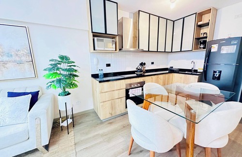 Santiago de Surco Apartment | Surco Polo Suites. ¡Frente al CC El Polo y a 2 cuadras de la embajada USA.