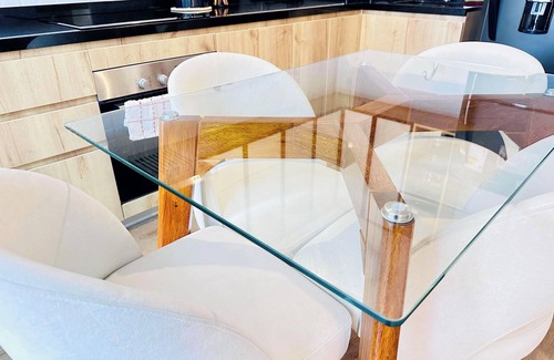 Santiago de Surco Apartment | Surco Polo Suites. ¡Frente al CC El Polo y a 2 cuadras de la embajada USA.