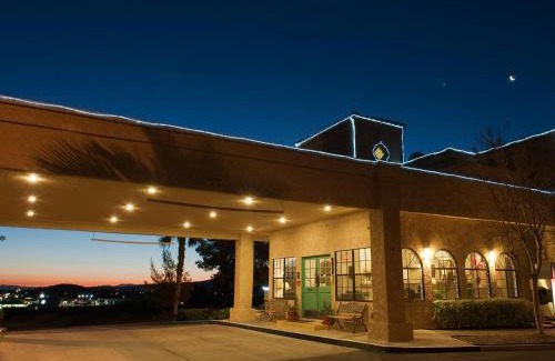 Twentynine Palms Hotel | Sure Stay Plus by Best Western Twentynine Palms Joshua Tree