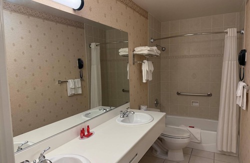 Sunnyvale Hotel | SureStay by Best Western Sunnyvale Silicon Valley