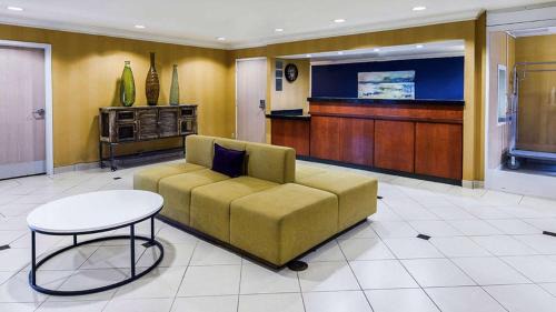 Guasti Hotel | SureStay Hotel by Best Western Ontario Airport
