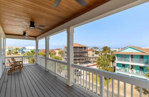Navarre Beach House | Surf and Sound home
