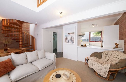Torquay House | Surf Coast Shack - Close to surf shops!