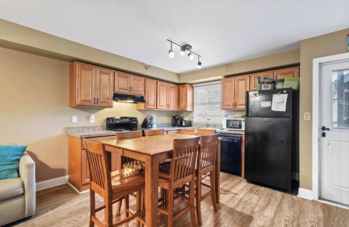 Ocean City Condo | Surf Crest 104 Summar