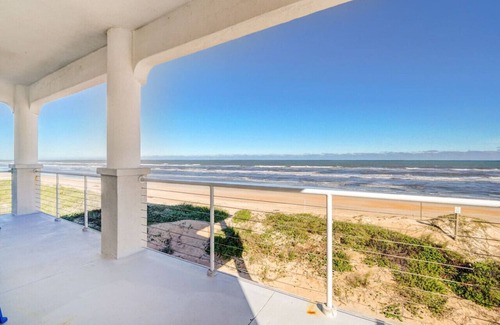 Summer Haven House | Surf Haven | Walk on the beach - breathe in fall!