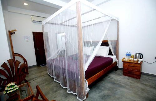 Dickwella House | Surf Heavens