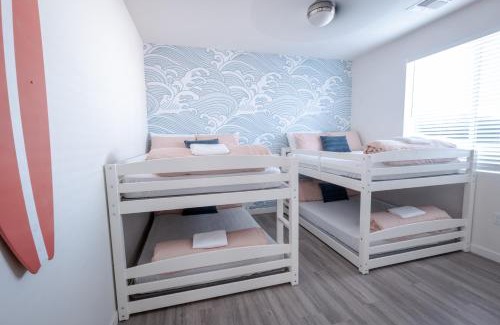 Greenehaven House | Surf Inn Lake Powell Sleeps 15 Hot Tub Views